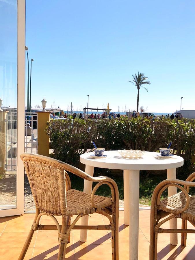 Apartament Amb Jardi A La Platja D'Empuriabrava Εξωτερικό φωτογραφία