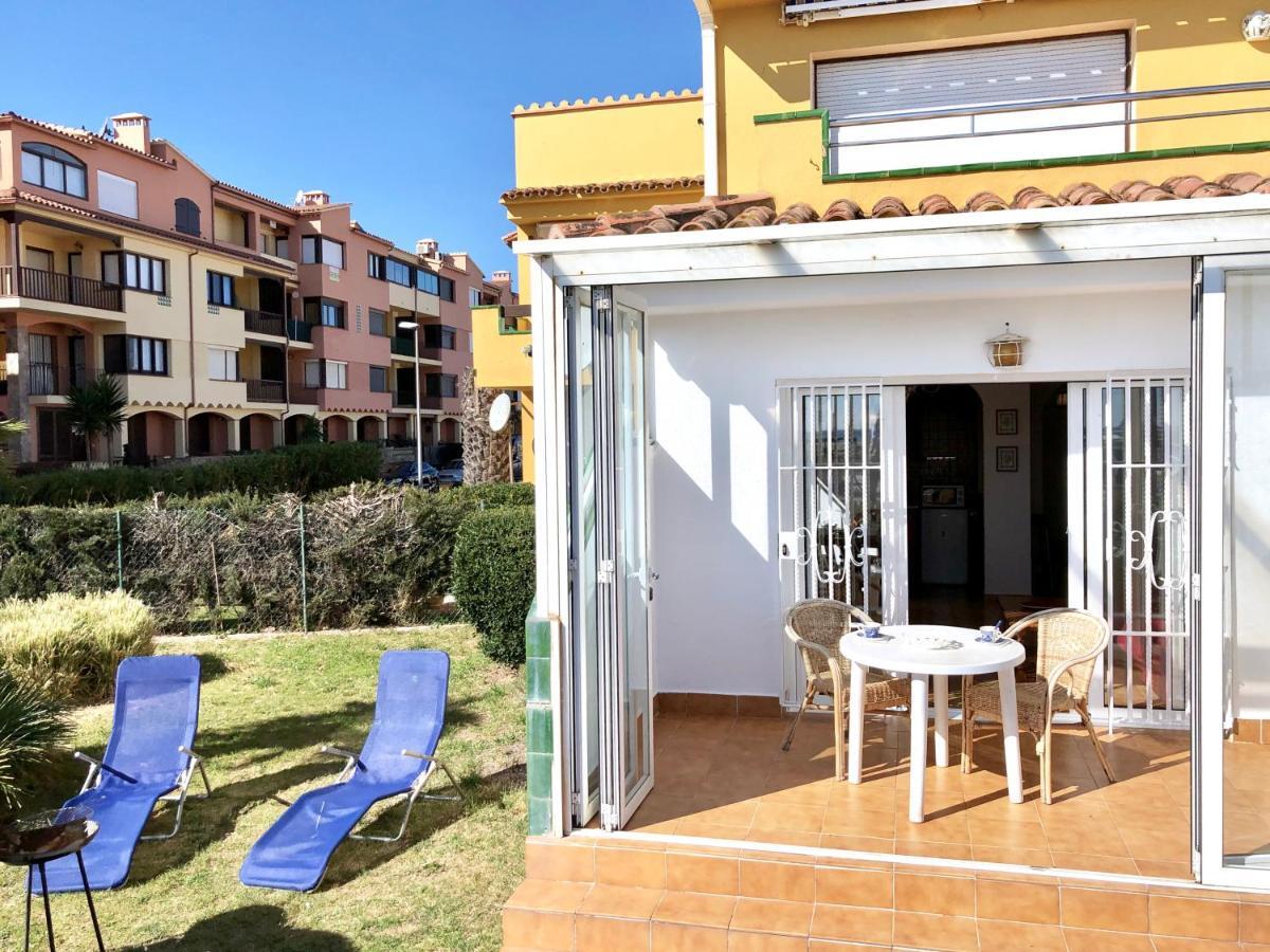 Apartament Amb Jardi A La Platja D'Empuriabrava Εξωτερικό φωτογραφία